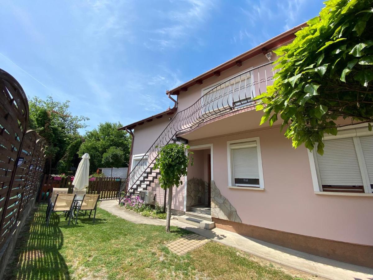 Do-Ti Apartmanhaz Balatonlelle Buitenkant foto