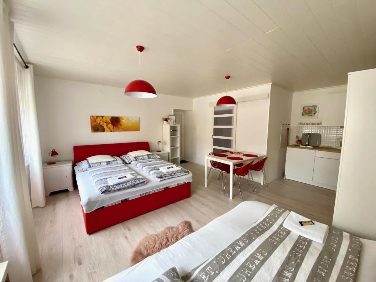 Do-Ti Apartmanhaz Balatonlelle Buitenkant foto