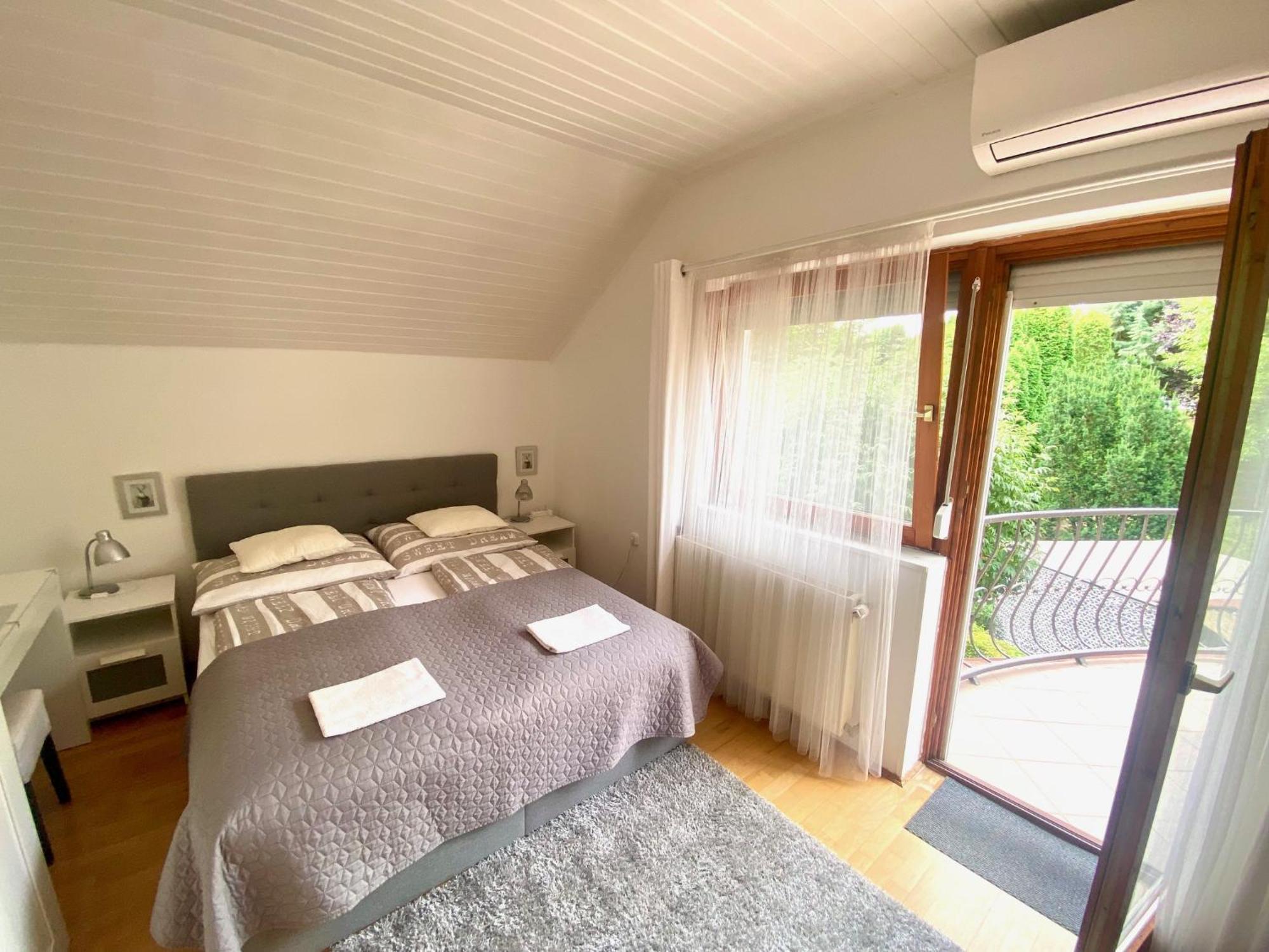 Do-Ti Apartmanhaz Balatonlelle Buitenkant foto