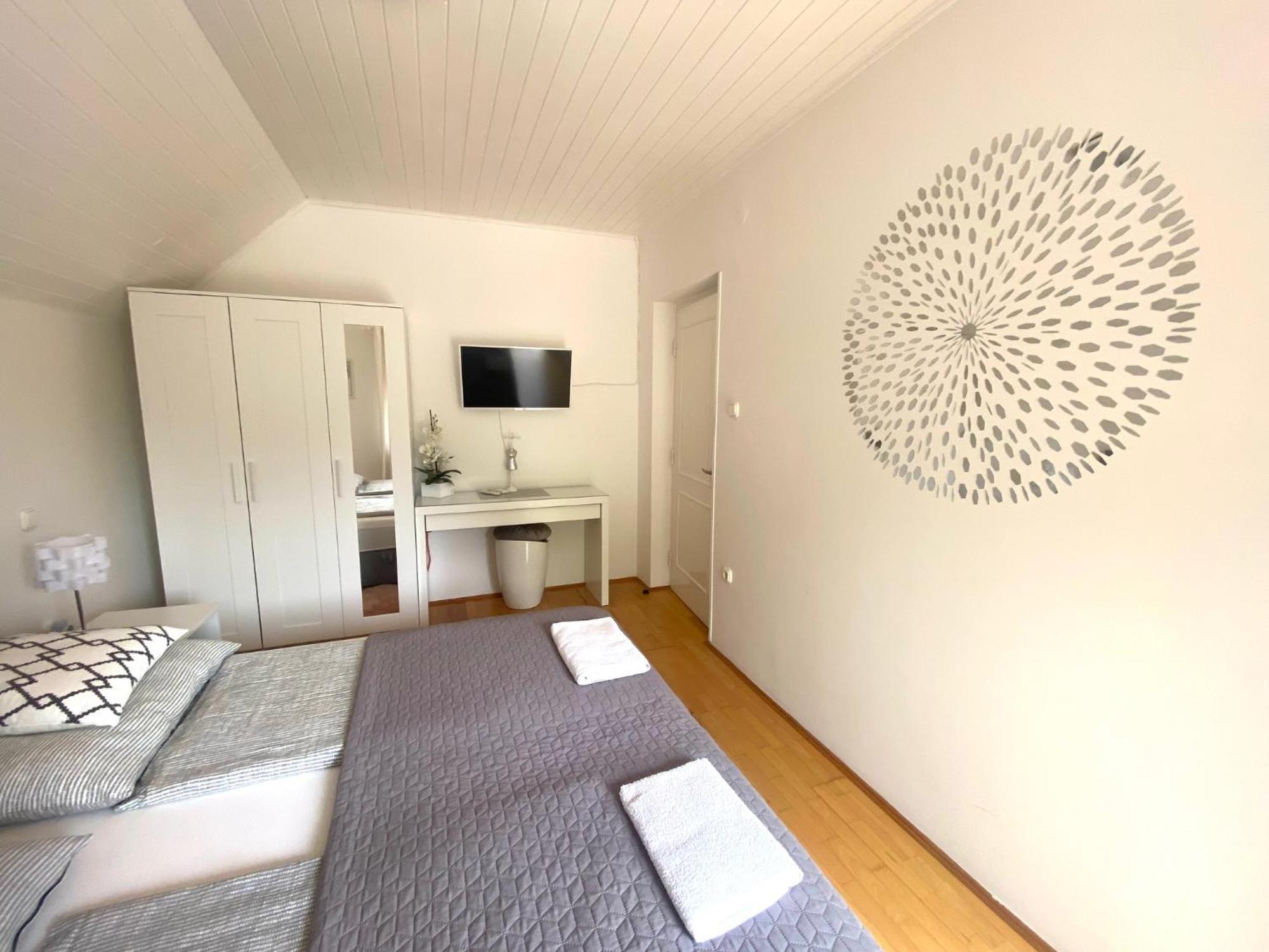 Do-Ti Apartmanhaz Balatonlelle Buitenkant foto