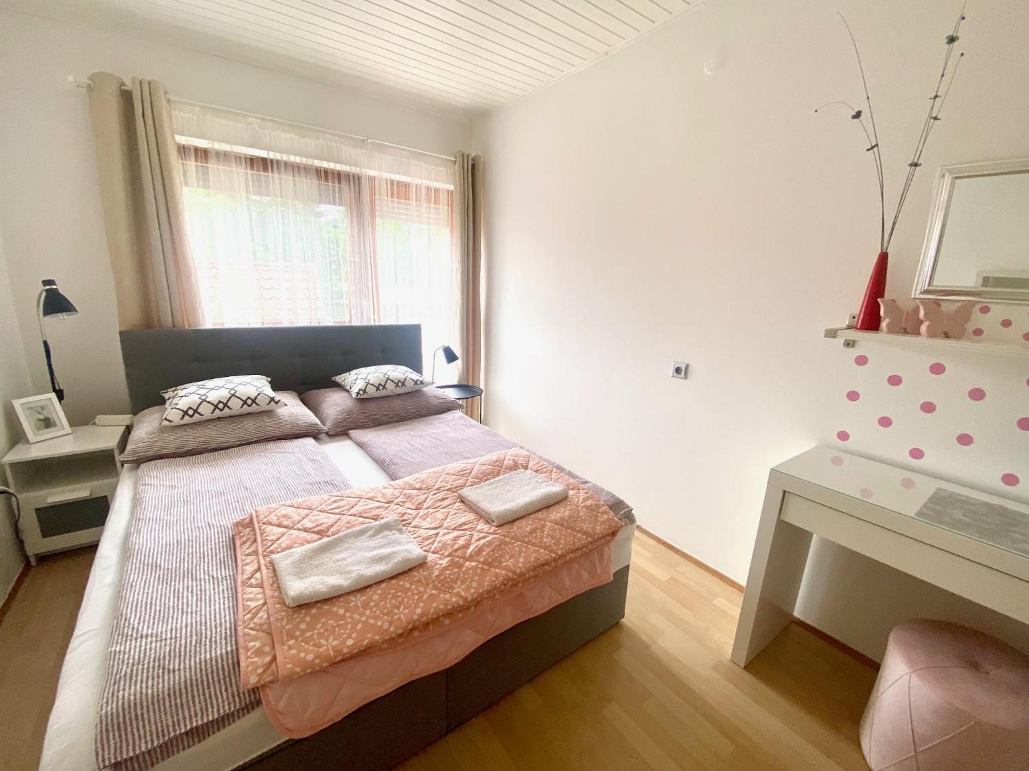 Do-Ti Apartmanhaz Balatonlelle Buitenkant foto