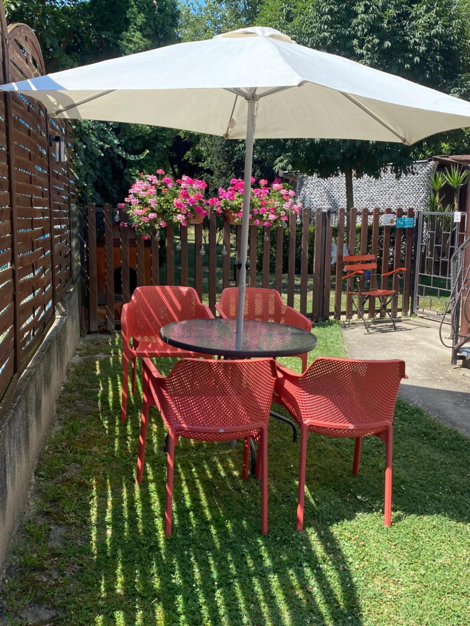 Do-Ti Apartmanhaz Balatonlelle Buitenkant foto